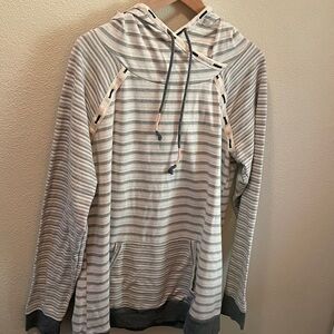 Maurice’s lightweight striped hooded sweatshirt | size XL